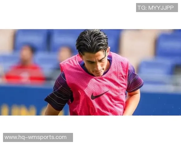 成名后失去自律的足球明星们如何在奢华生活中迷失自我